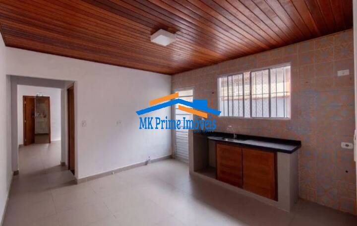 Casa à venda com 2 quartos, 80m² - Foto 2