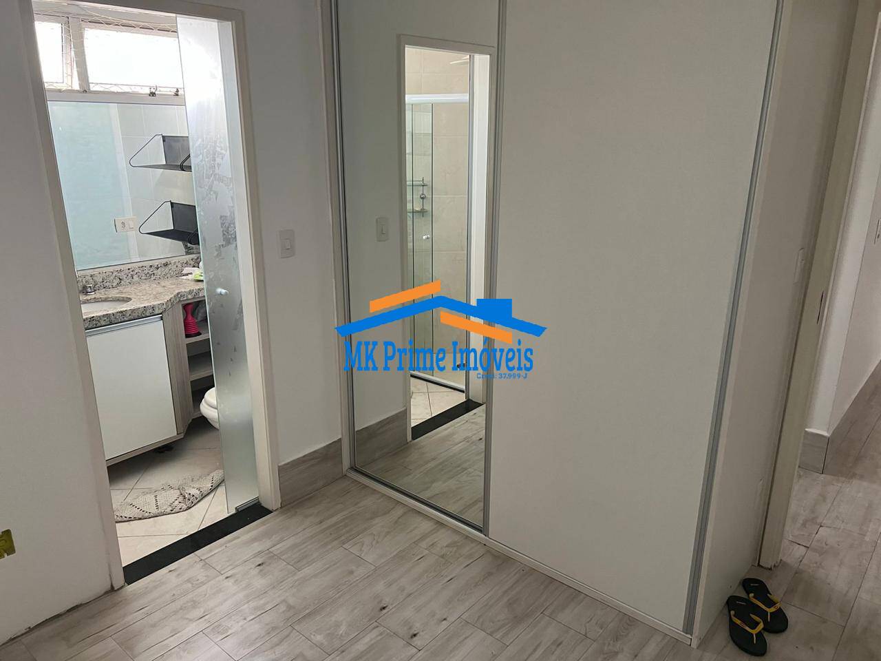 Apartamento à venda com 2 quartos, 73m² - Foto 4