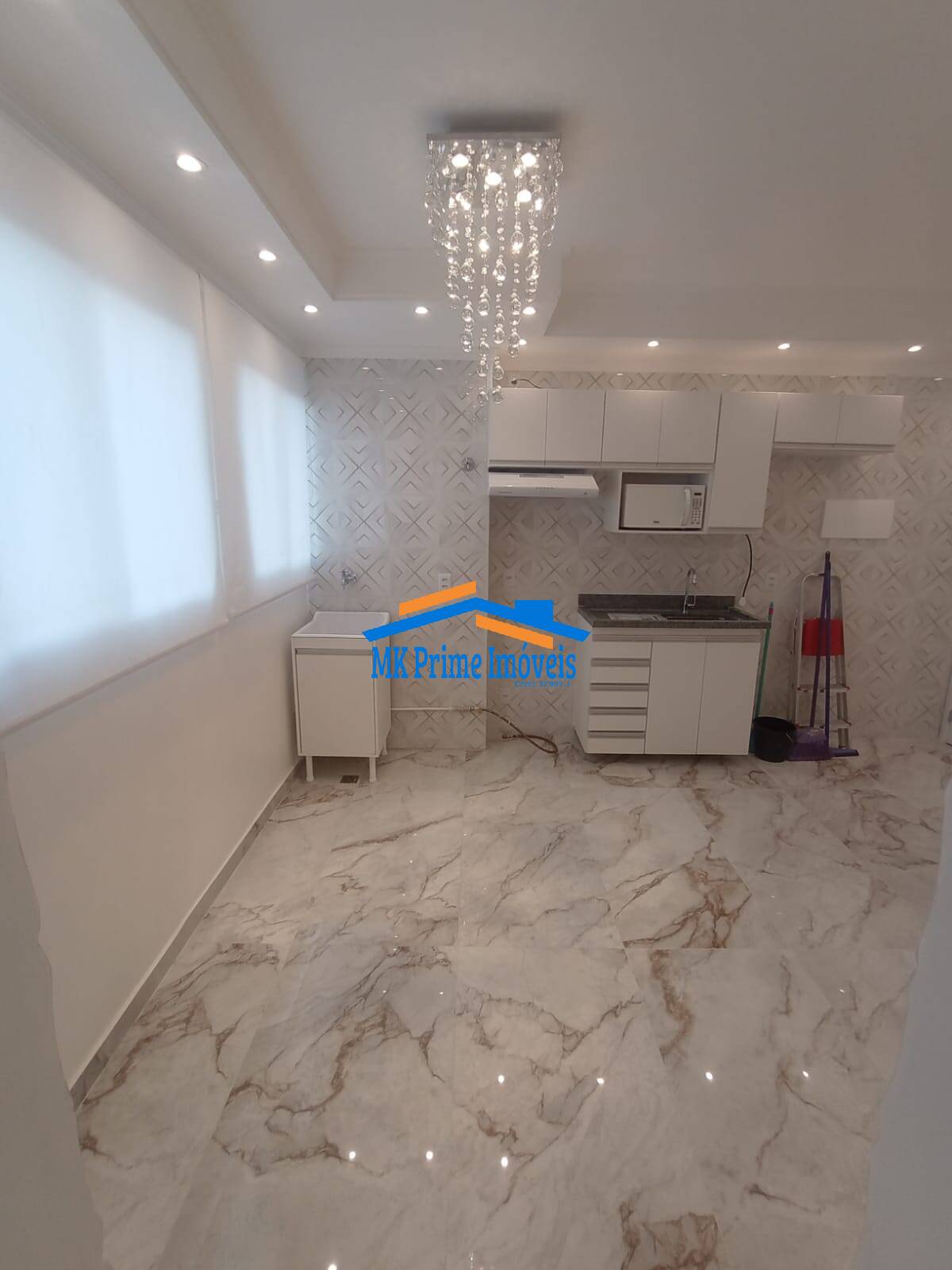 Apartamento à venda com 2 quartos, 37m² - Foto 3