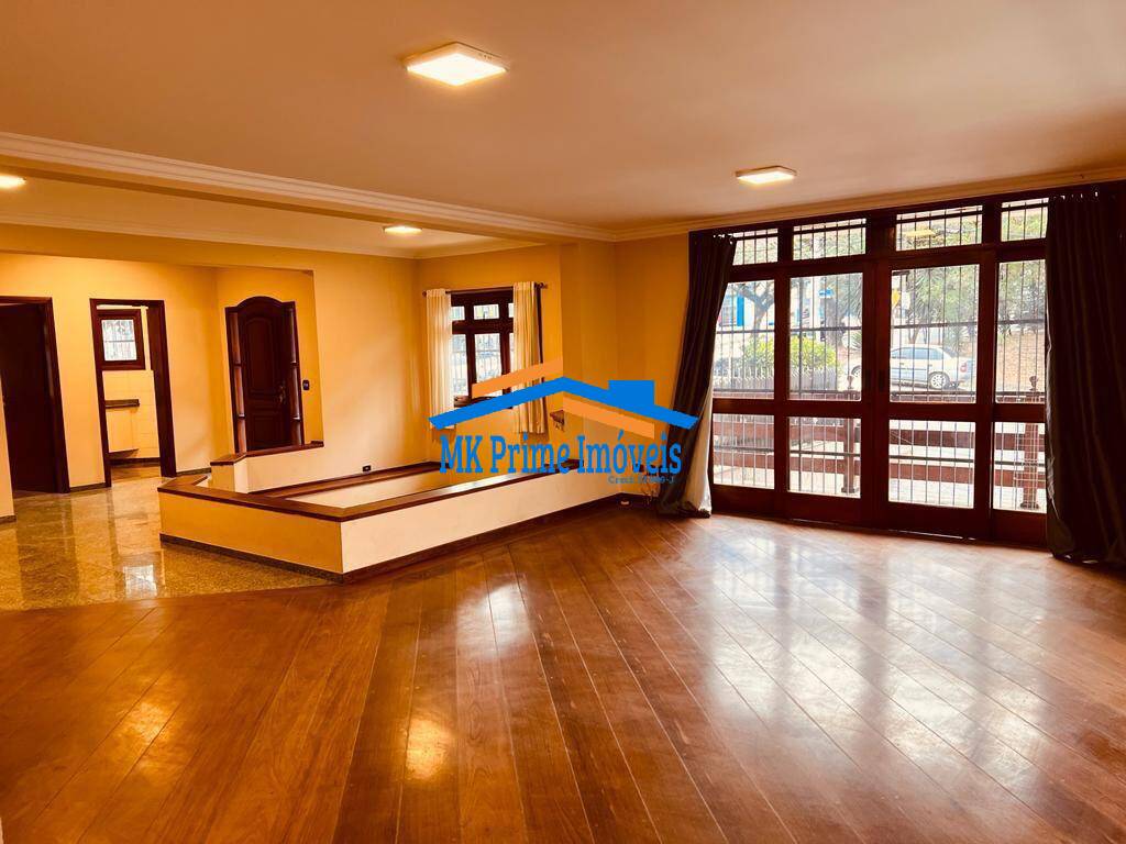 Sobrado à venda com 4 quartos, 500m² - Foto 1