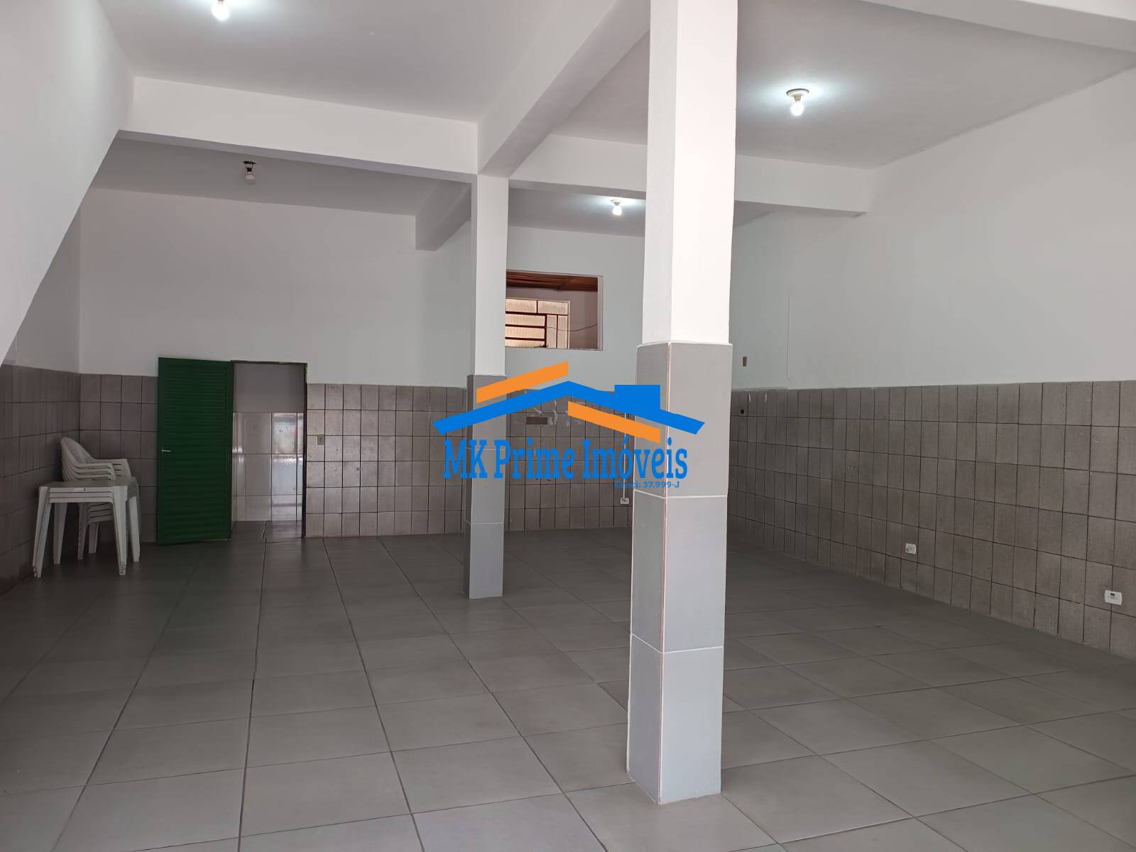 Sobrado à venda com 2 quartos, 342m² - Foto 1