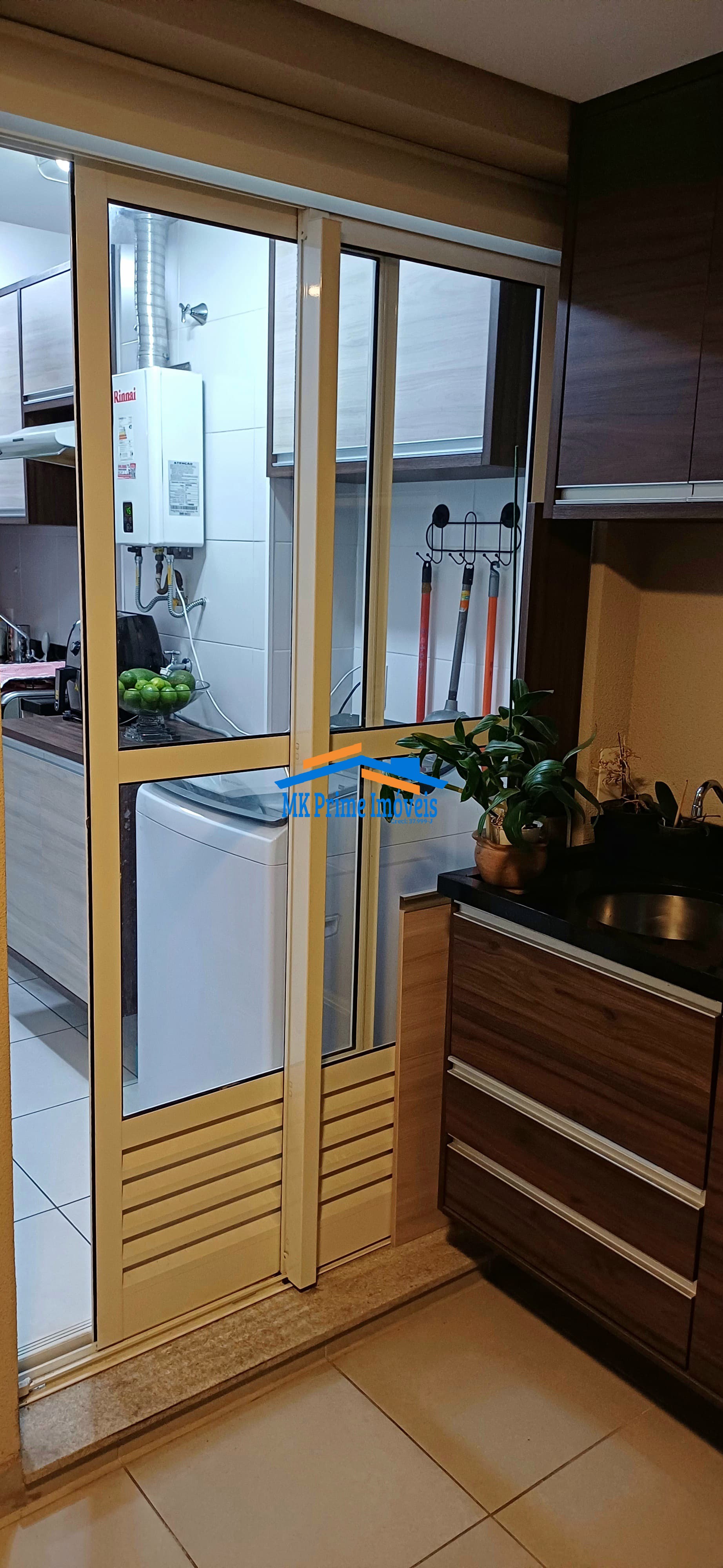 Apartamento à venda com 2 quartos, 77m² - Foto 4