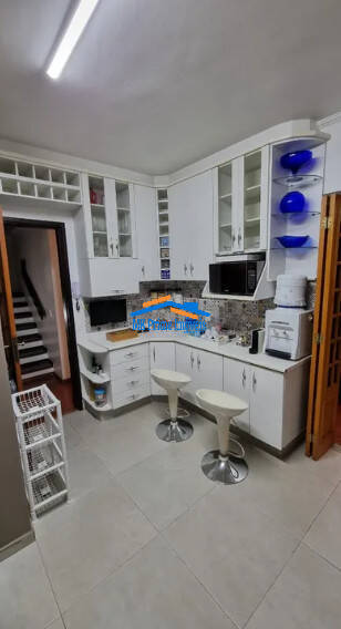 Casa de Condomínio à venda com 3 quartos, 192m² - Foto 10