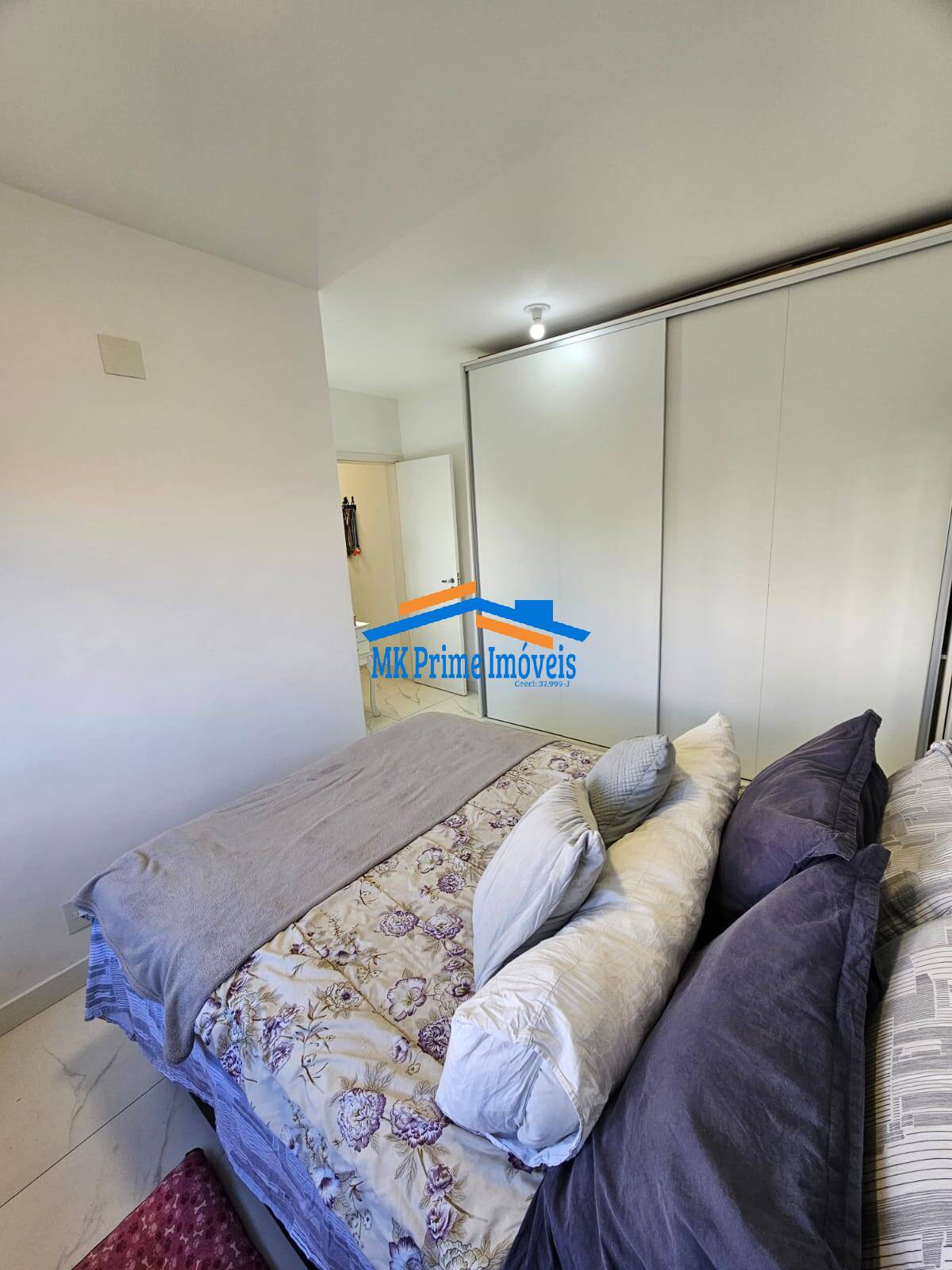 Apartamento à venda com 2 quartos, 62m² - Foto 6