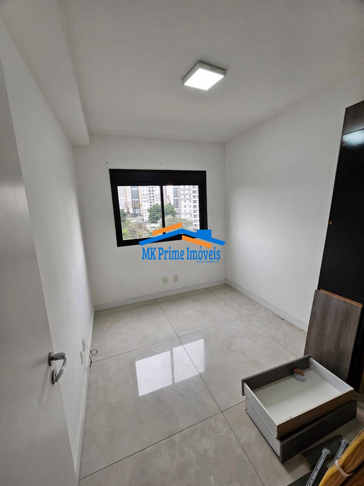 Apartamento à venda com 2 quartos, 62m² - Foto 9