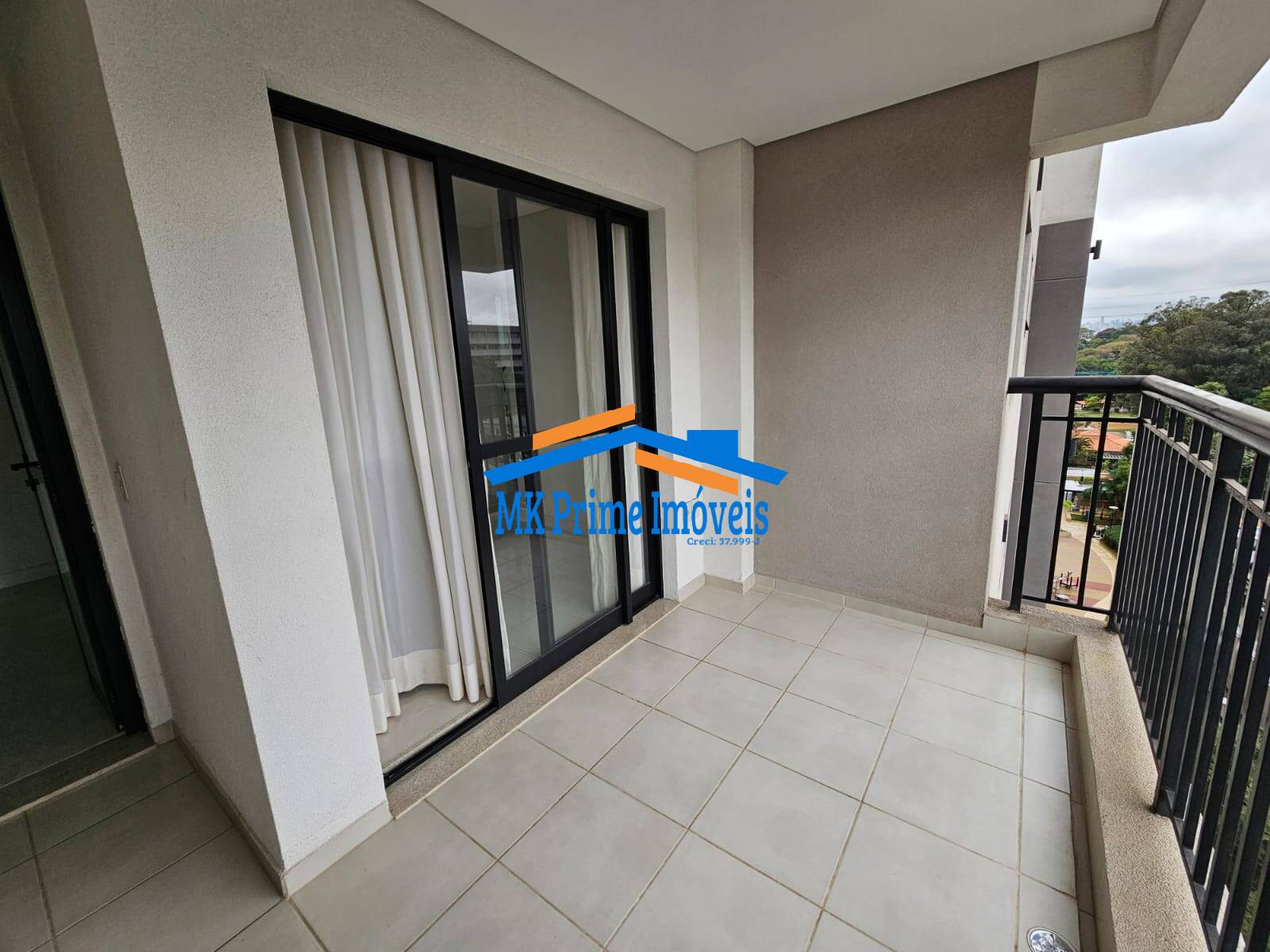 Apartamento à venda com 2 quartos, 62m² - Foto 4