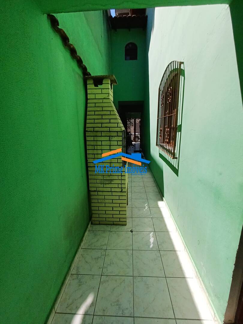 Sobrado à venda com 3 quartos, 241m² - Foto 36