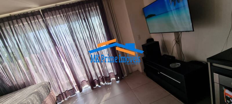 Apartamento à venda com 1 quarto, 33m² - Foto 2