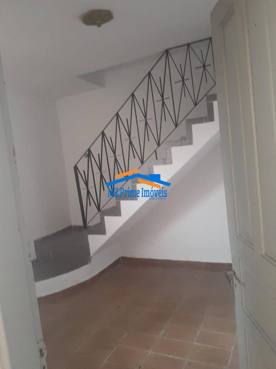 Casa à venda com 7 quartos, 140m² - Foto 16