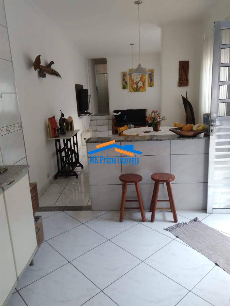 Casa à venda com 4 quartos, 198m² - Foto 14