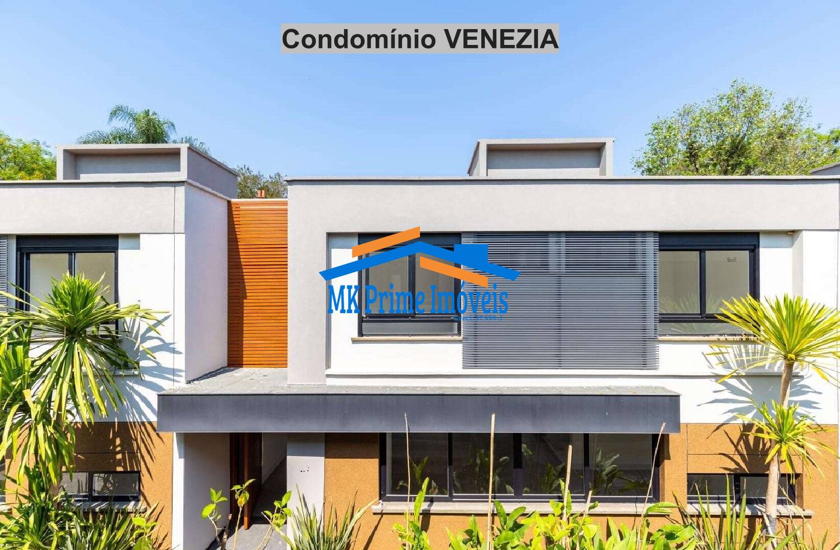 Casa de Condomínio à venda com 4 quartos, 367m² - Foto 2