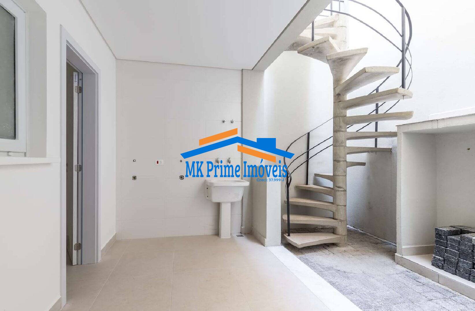 Casa à venda com 4 quartos, 367m² - Foto 26