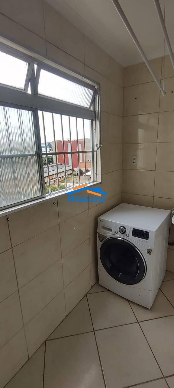 Apartamento à venda com 2 quartos, 60m² - Foto 3