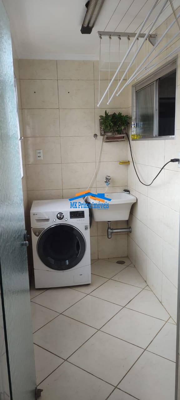 Apartamento à venda com 2 quartos, 60m² - Foto 2