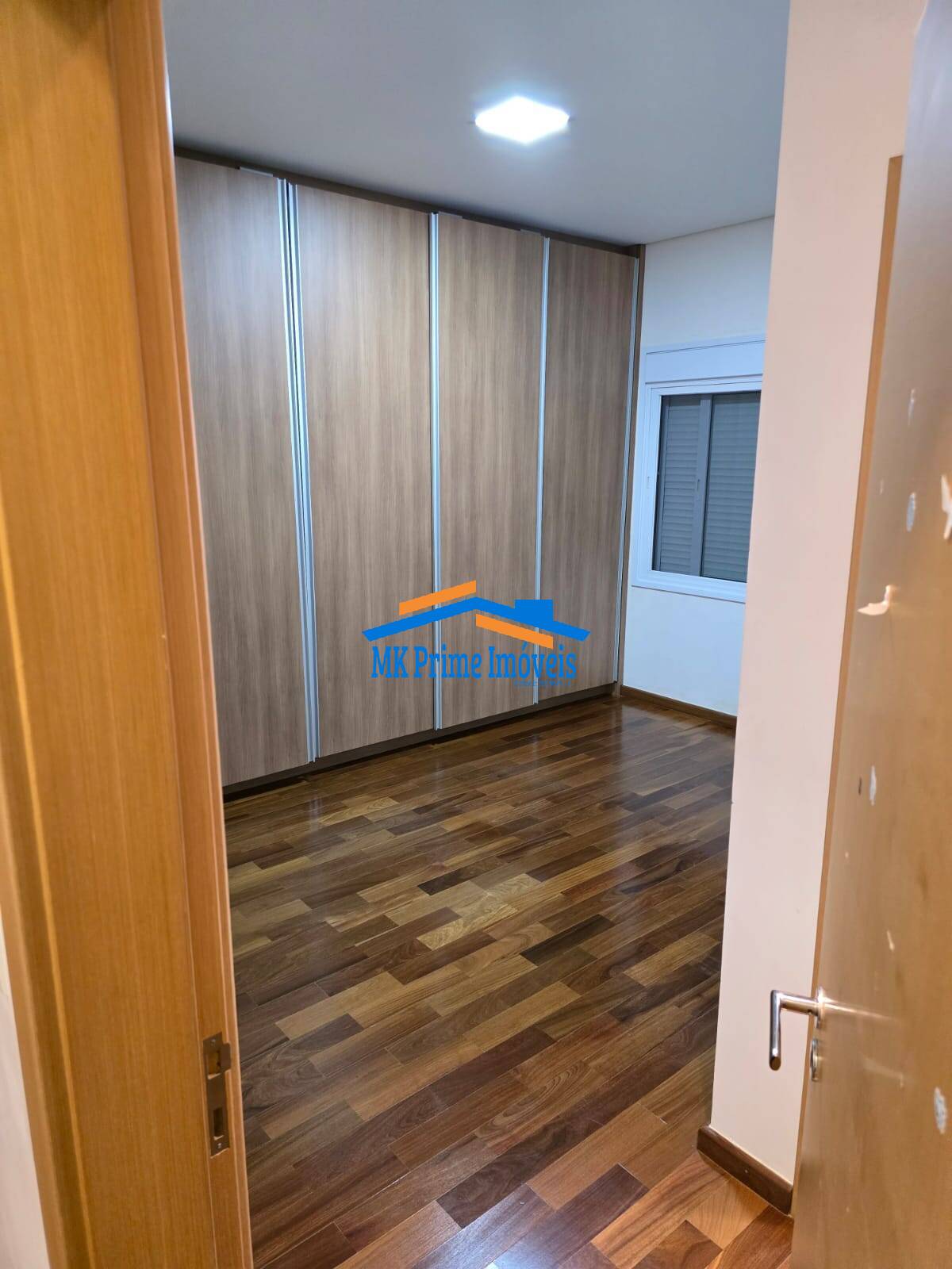 Casa de Condomínio à venda com 3 quartos, 250m² - Foto 10