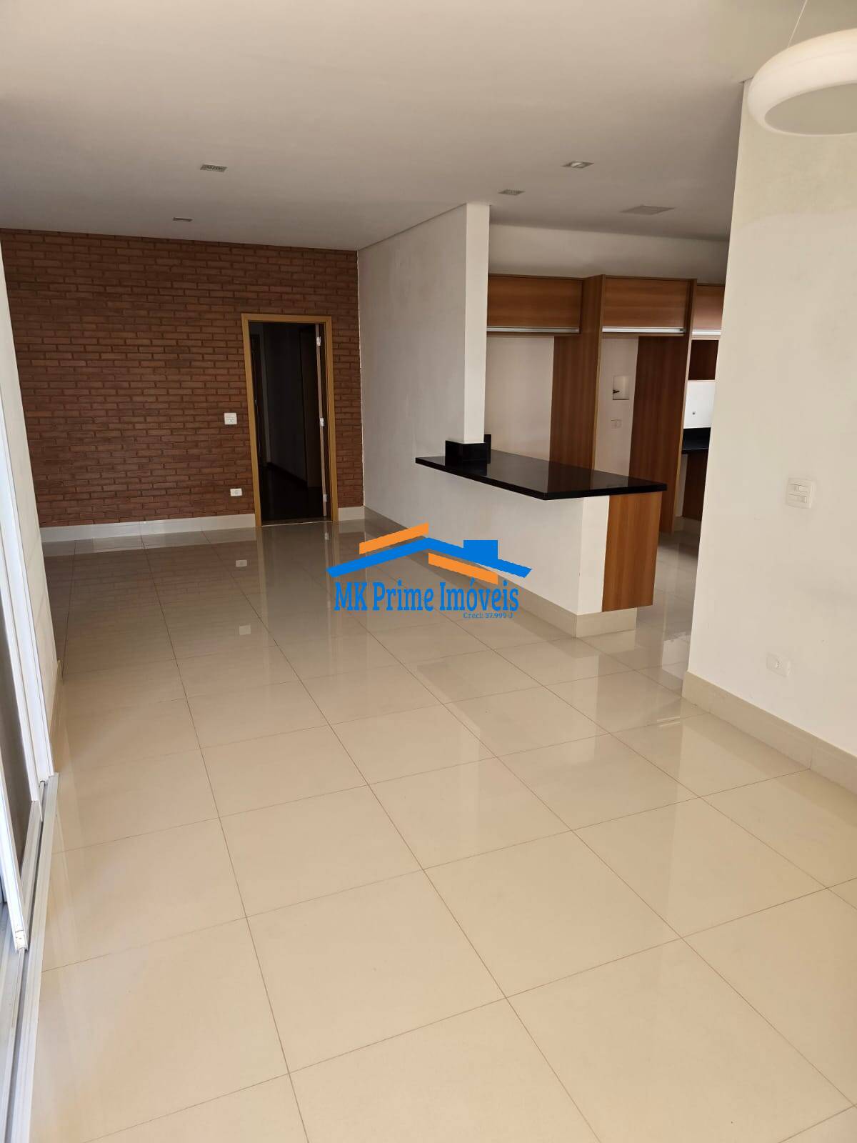 Casa de Condomínio à venda com 3 quartos, 250m² - Foto 3