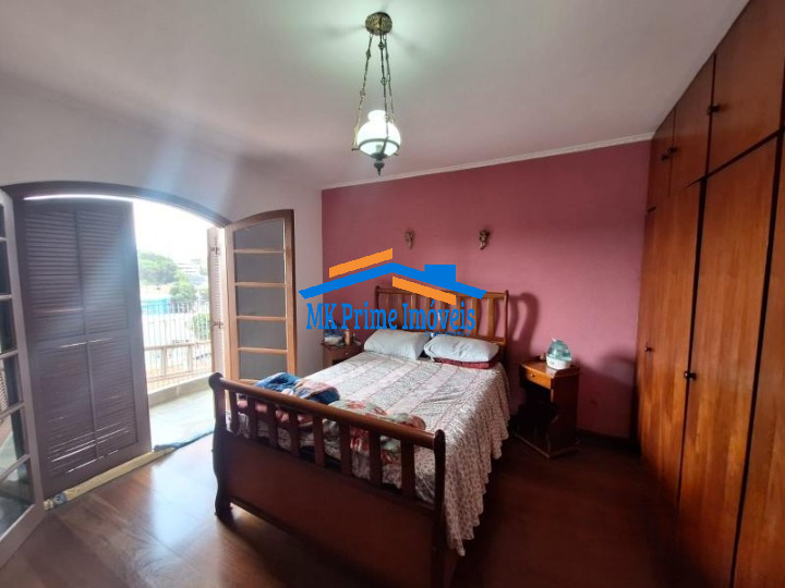 Sobrado à venda com 3 quartos, 214m² - Foto 15