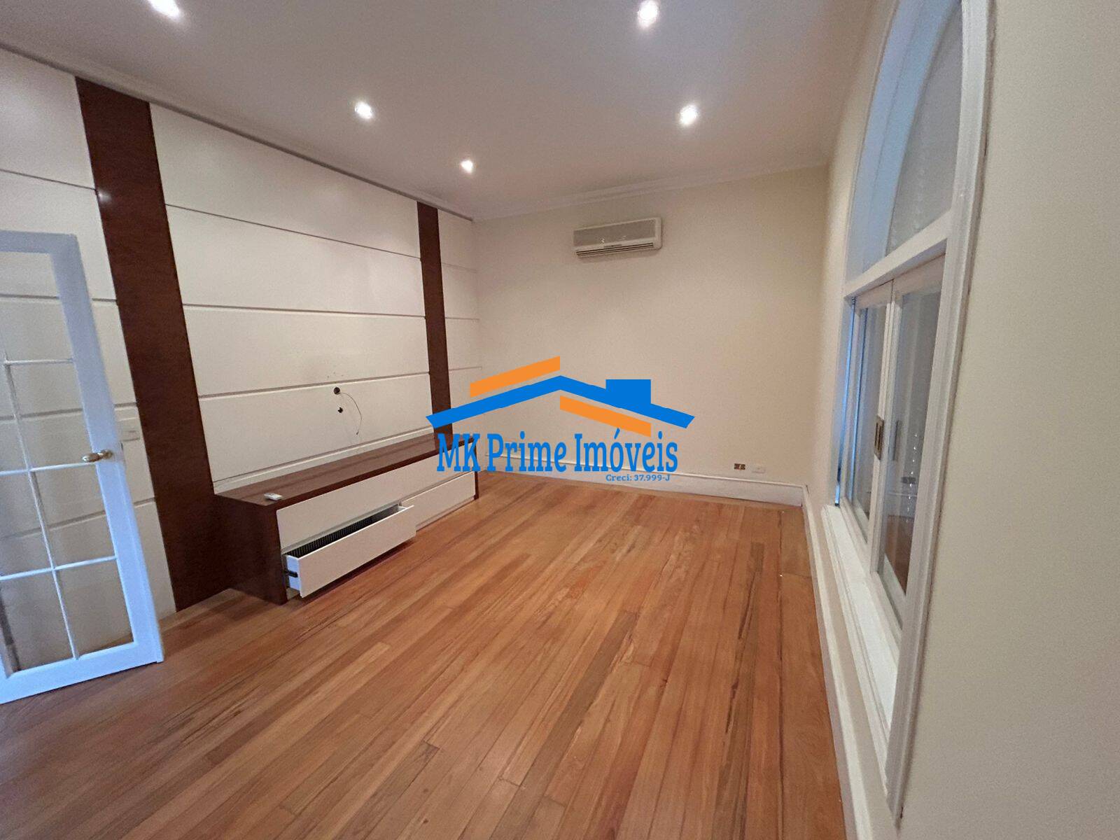 Casa para alugar com 2 quartos, 832m² - Foto 10