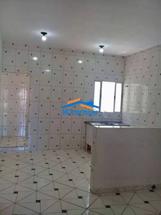 Sobrado à venda com 4 quartos, 200m² - Foto 3