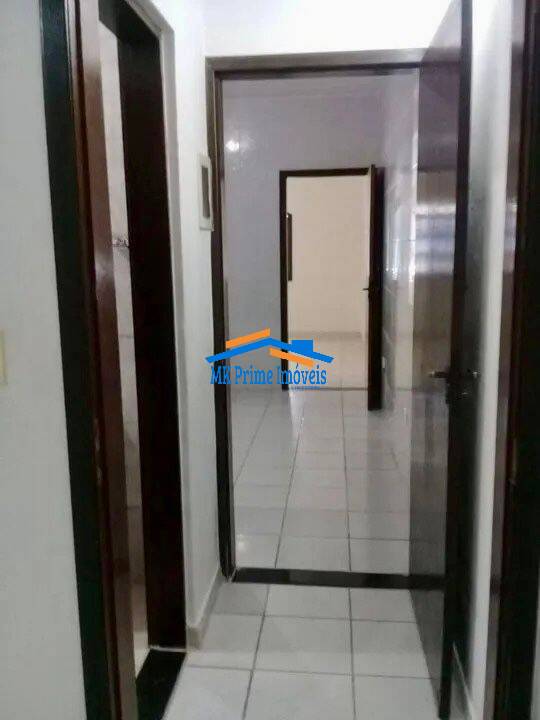 Sobrado à venda com 4 quartos, 200m² - Foto 10