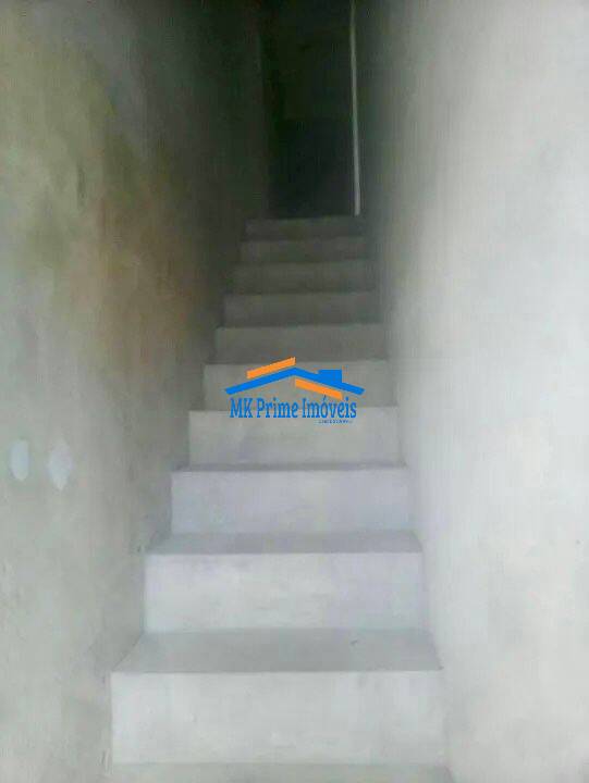 Sobrado à venda com 4 quartos, 200m² - Foto 11