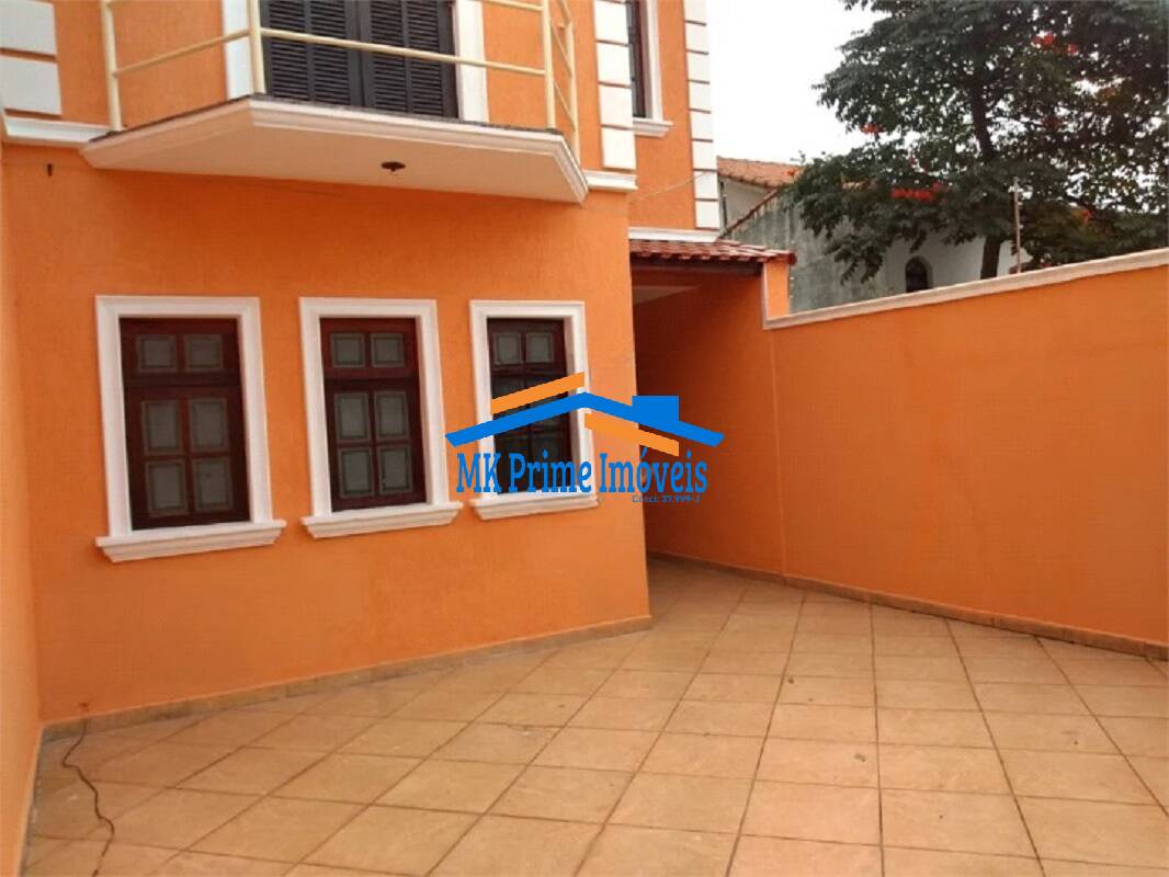 Sobrado à venda com 3 quartos, 125m² - Foto 1