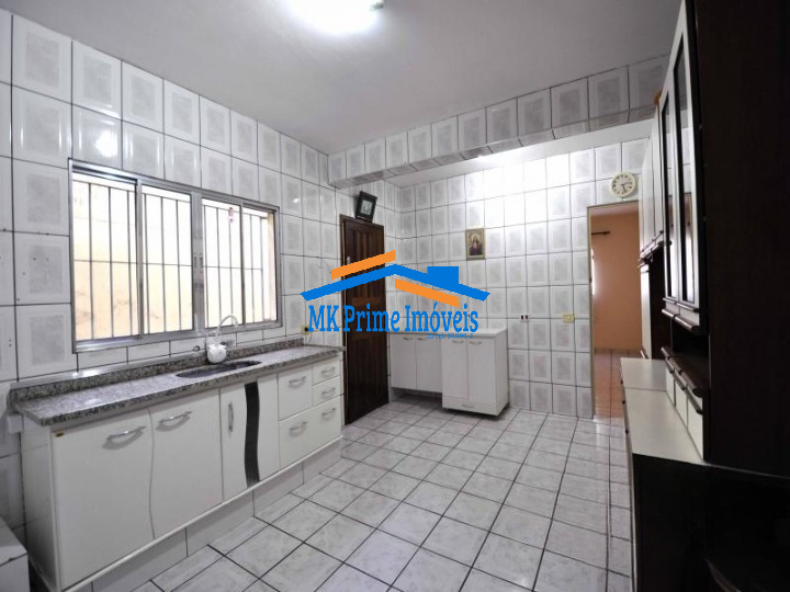 Casa à venda com 3 quartos, 156m² - Foto 4