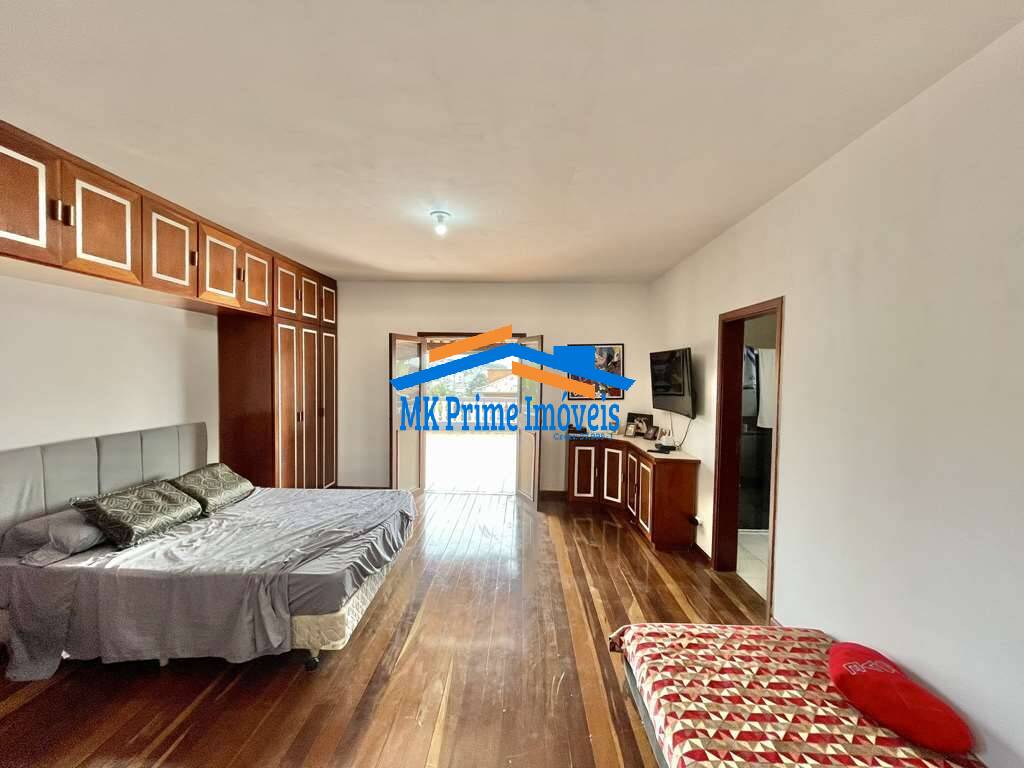 Casa de Condomínio à venda com 4 quartos, 350m² - Foto 25