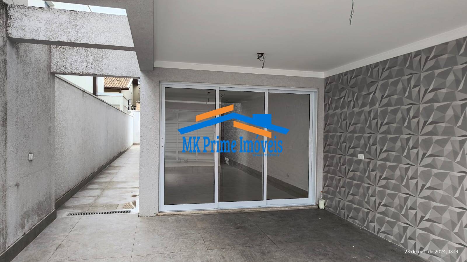 Sobrado à venda com 3 quartos, 145m² - Foto 1