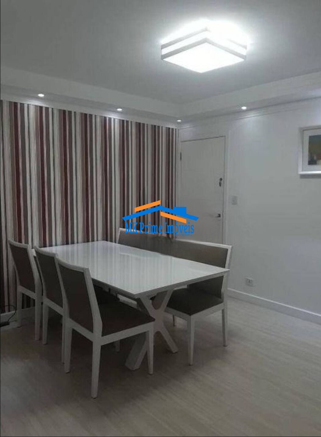 Apartamento à venda com 3 quartos, 74m² - Foto 2