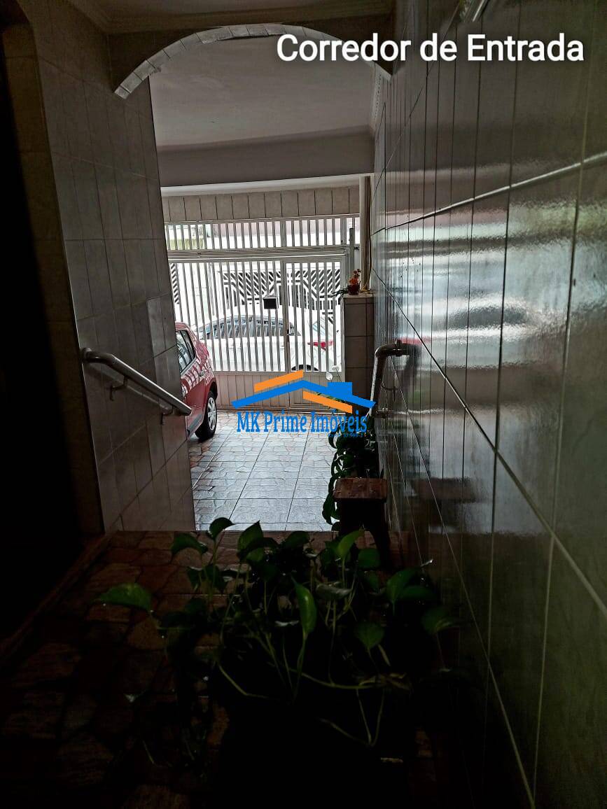 Sobrado à venda com 3 quartos, 250m² - Foto 24