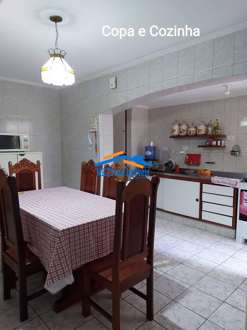 Sobrado à venda com 3 quartos, 250m² - Foto 18