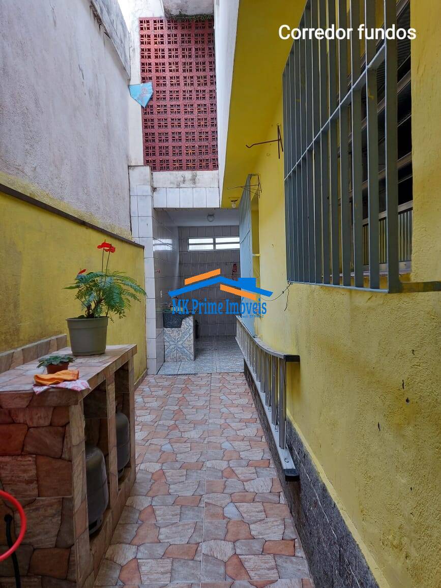 Sobrado à venda com 3 quartos, 250m² - Foto 38