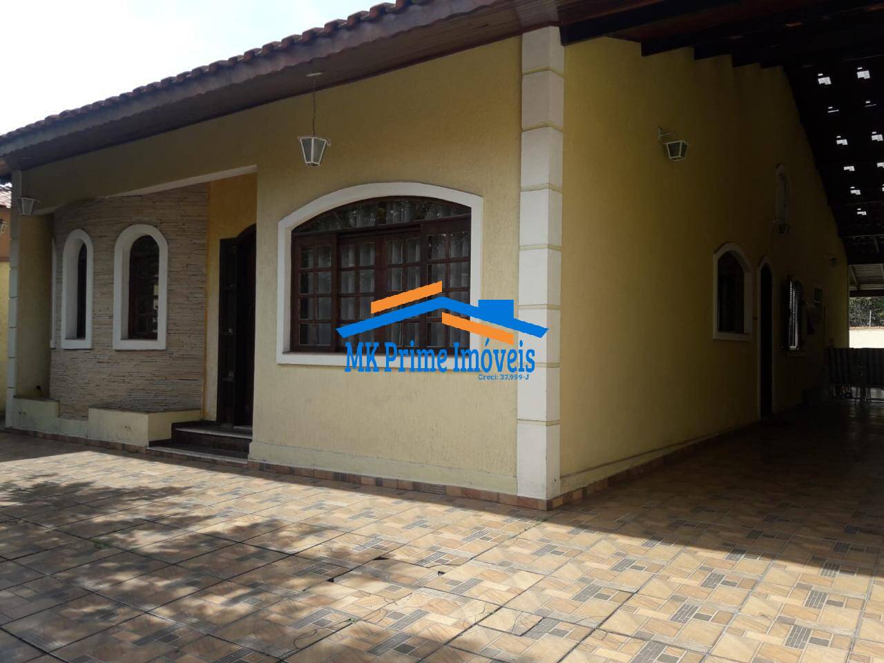 Casa de Condomínio à venda com 4 quartos, 128m² - Foto 2