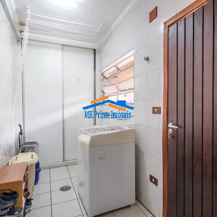 Casa à venda com 3 quartos, 229m² - Foto 9