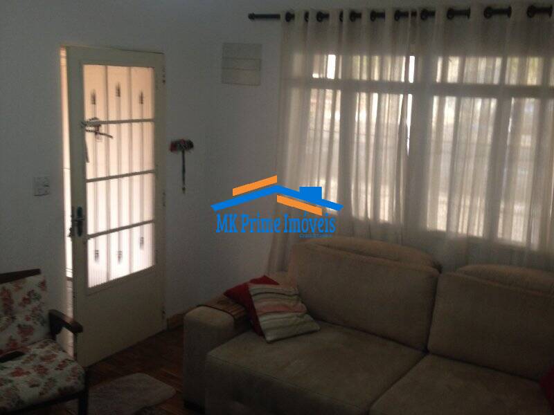 Casa à venda com 3 quartos, 150m² - Foto 2