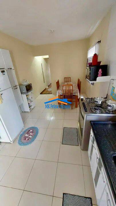 Sobrado à venda com 3 quartos, 130m² - Foto 2