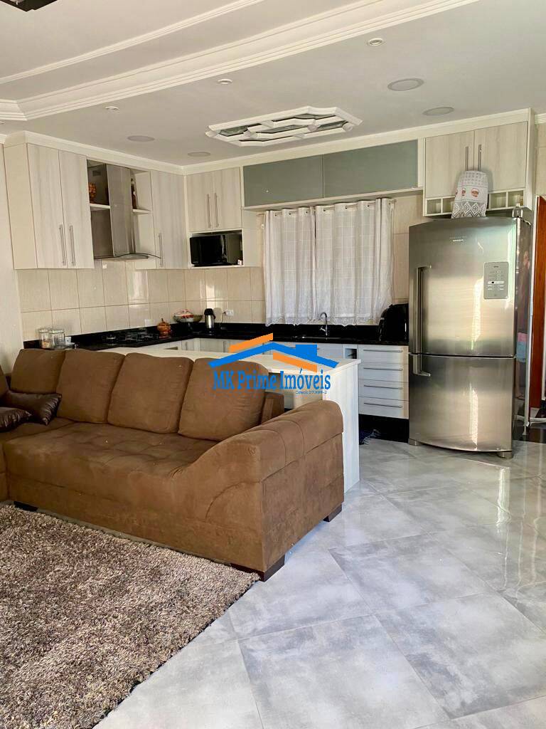 Sobrado à venda com 2 quartos, 200m² - Foto 2