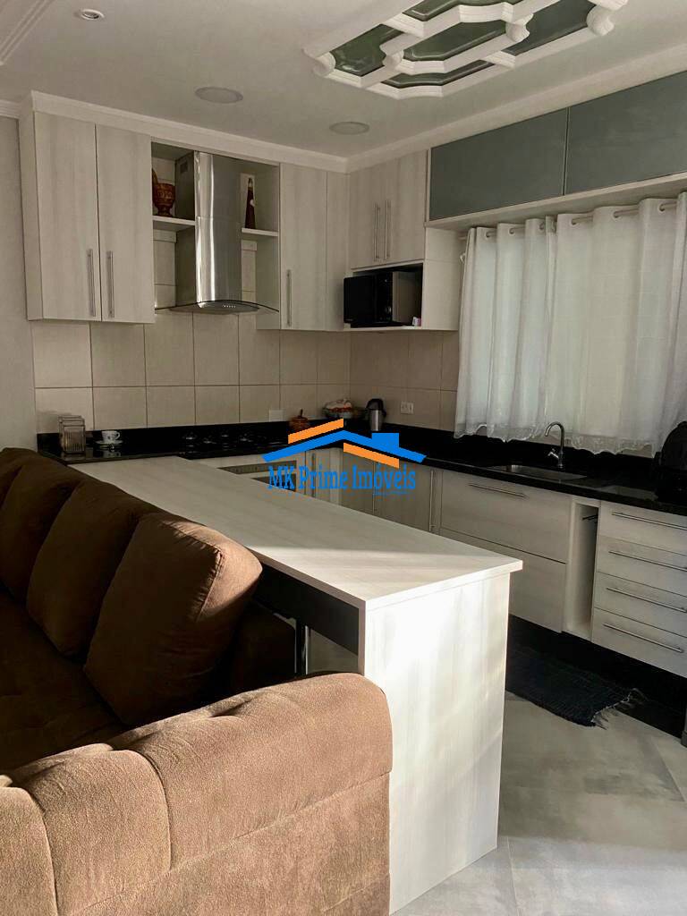 Sobrado à venda com 2 quartos, 200m² - Foto 4