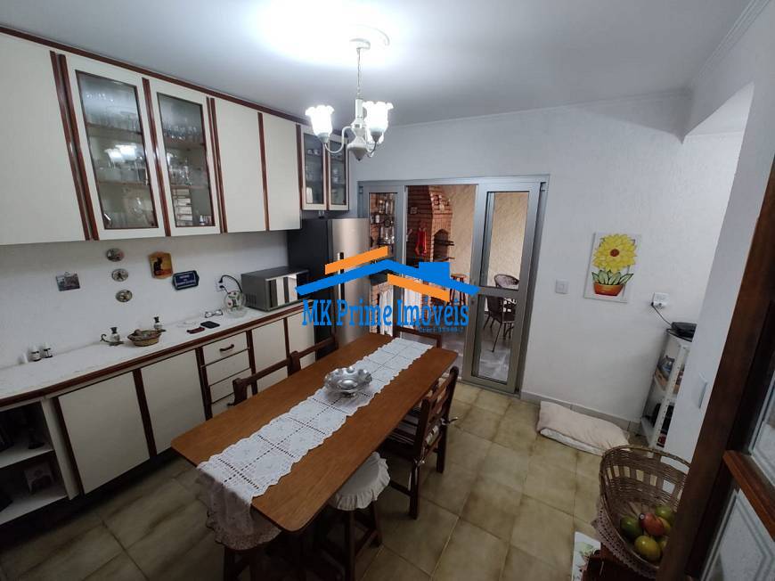 Casa de Condomínio à venda com 3 quartos, 217m² - Foto 16