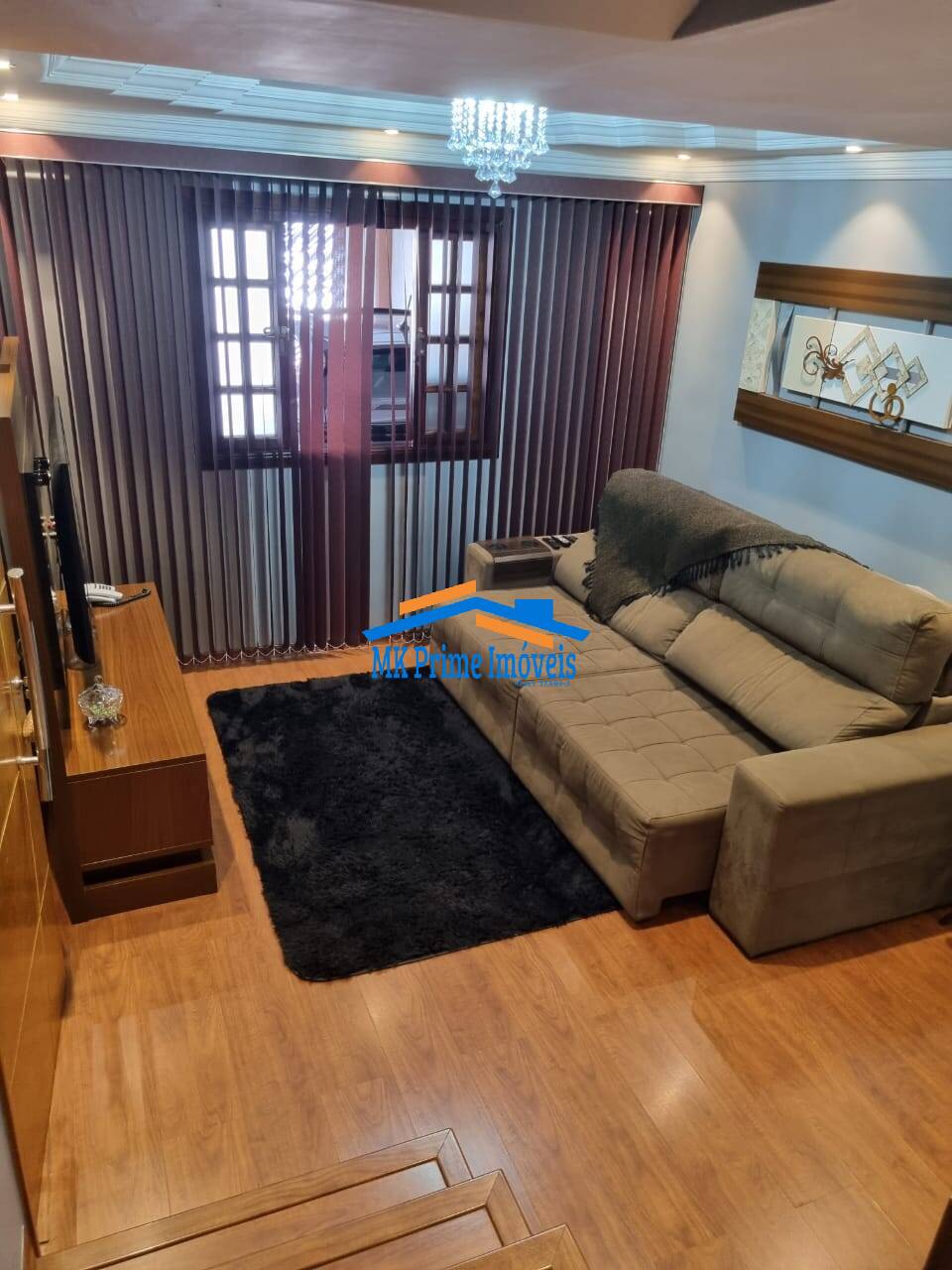 Sobrado à venda com 3 quartos, 215m² - Foto 1