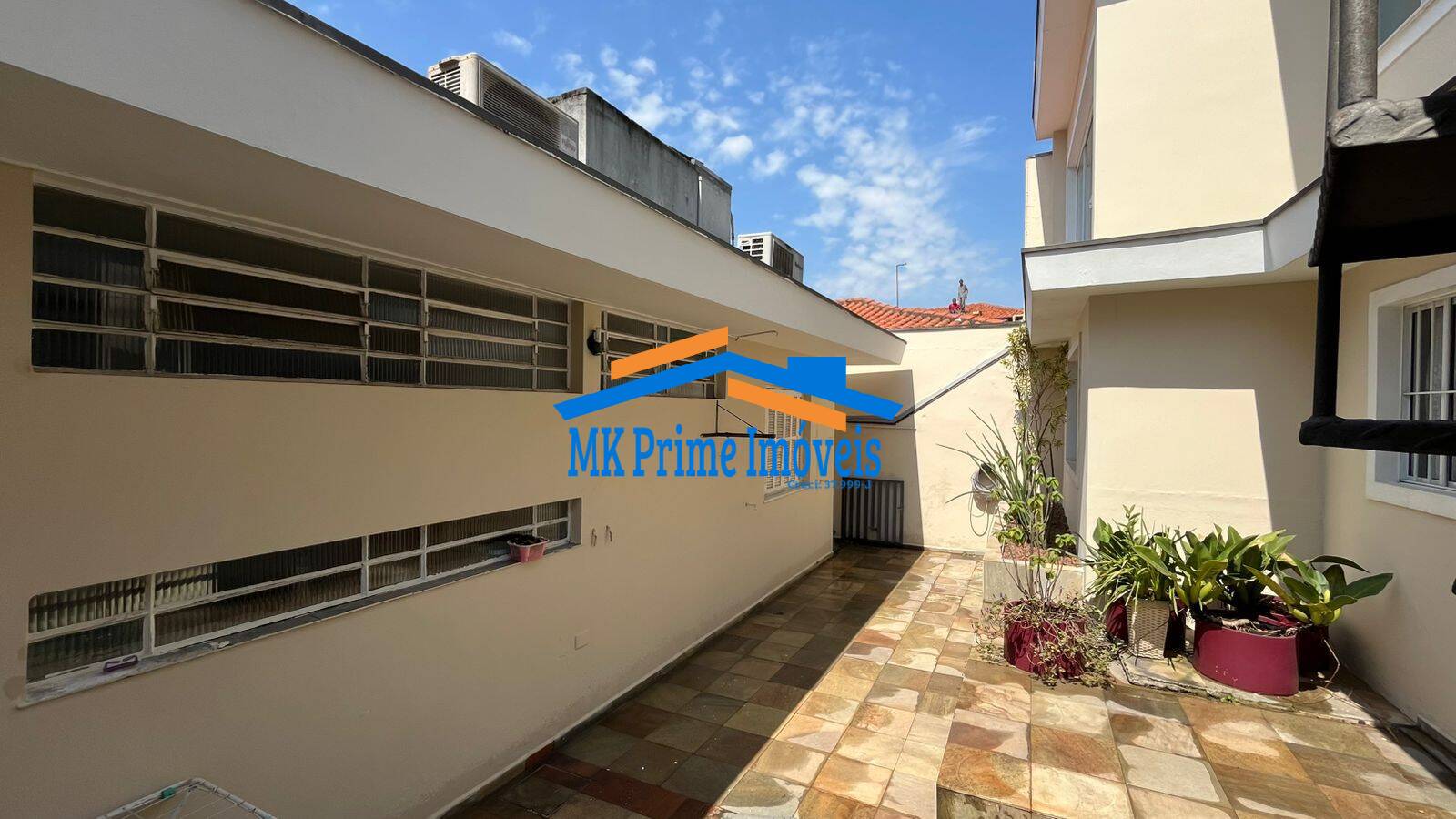 Casa à venda com 4 quartos, 225m² - Foto 30