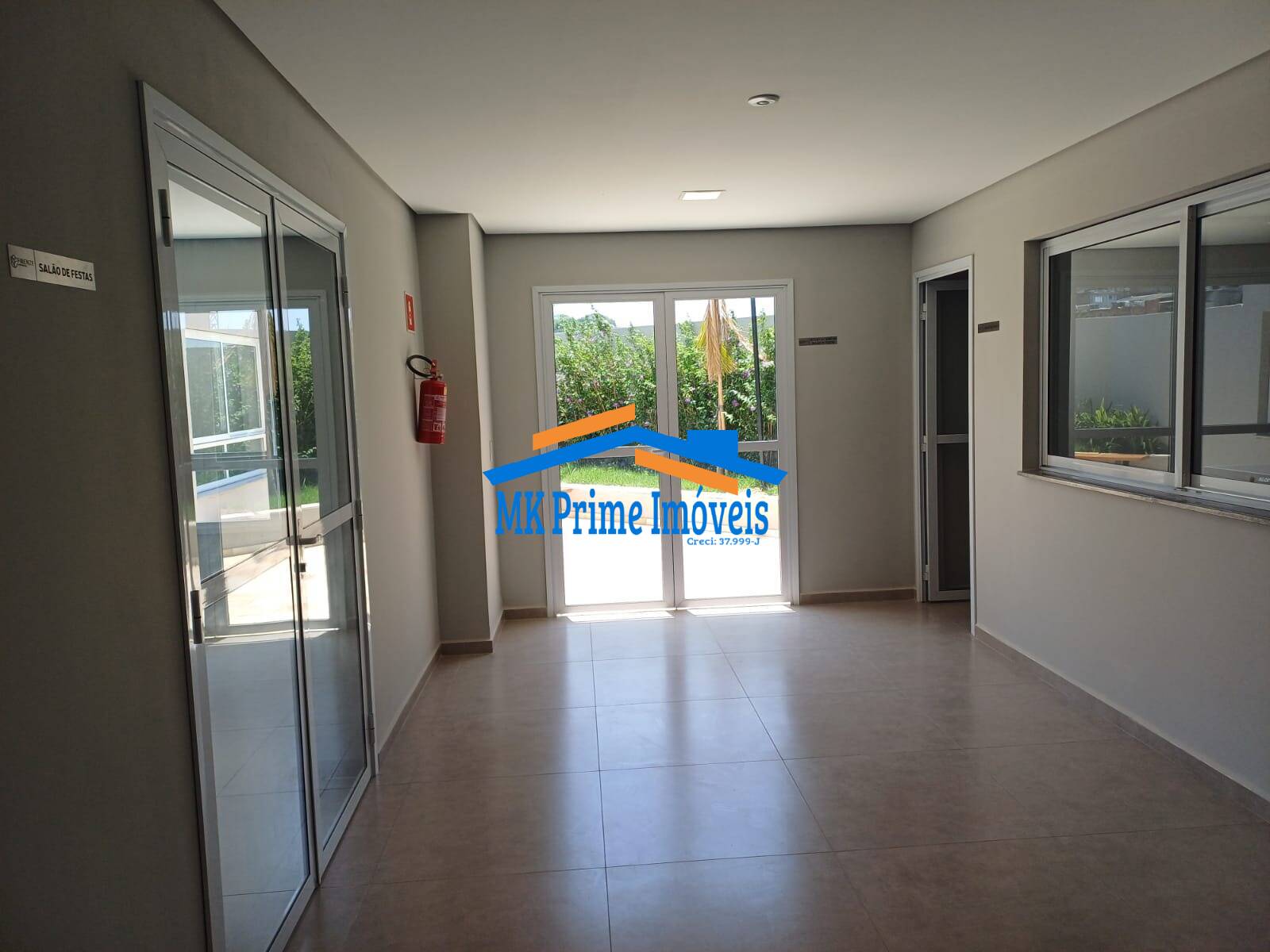 Apartamento para alugar com 2 quartos, 55m² - Foto 42