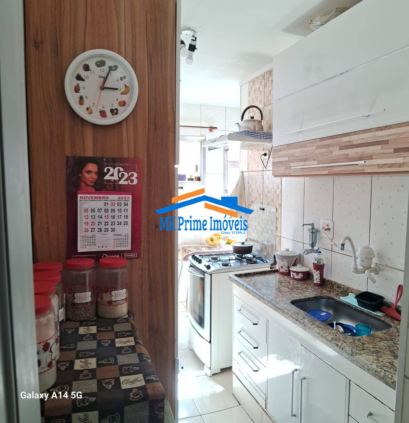 Apartamento à venda com 2 quartos, 65m² - Foto 4