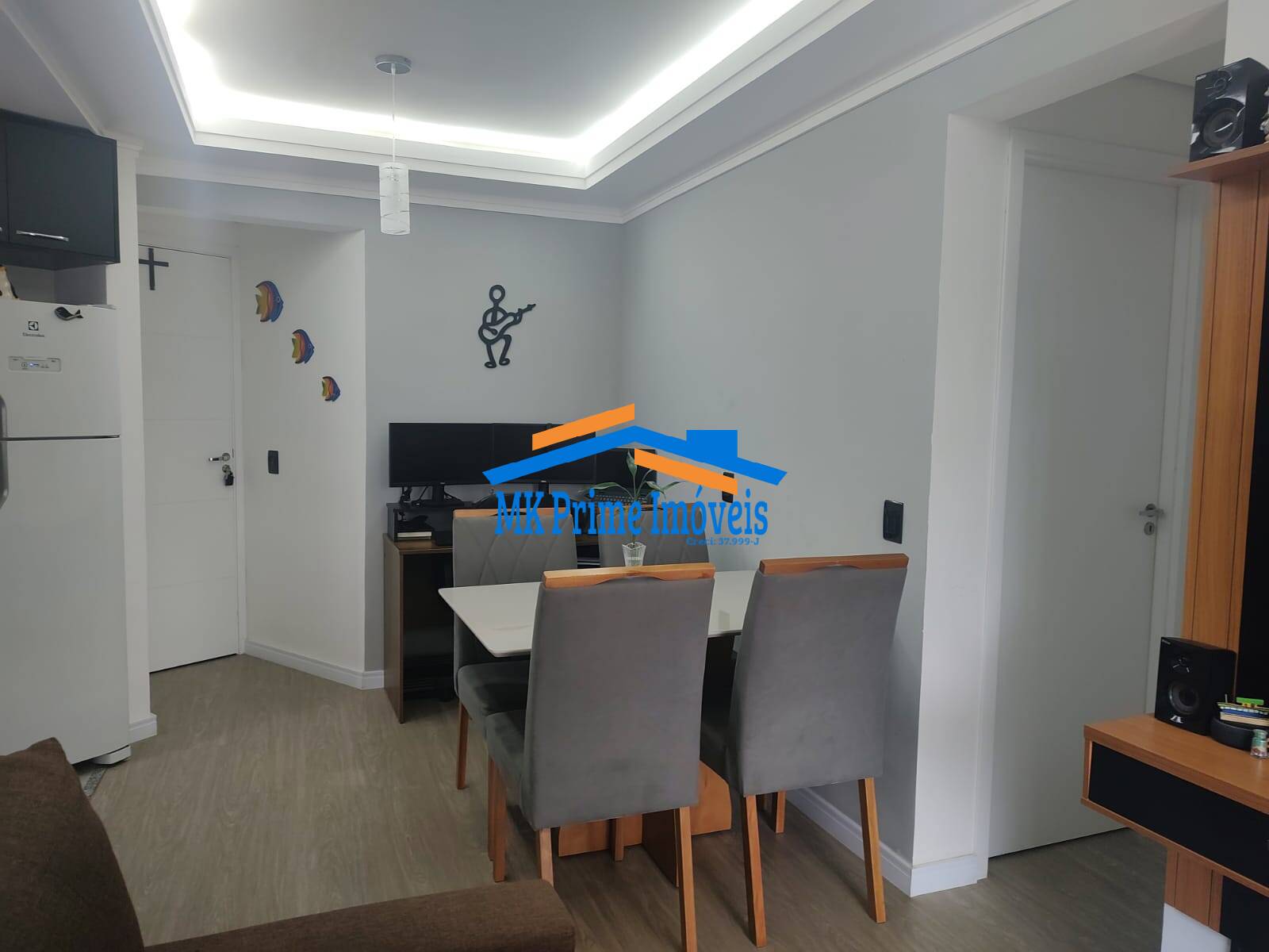 Apartamento à venda com 2 quartos, 53m² - Foto 2