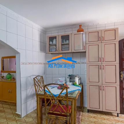 Casa à venda com 3 quartos, 195m² - Foto 13