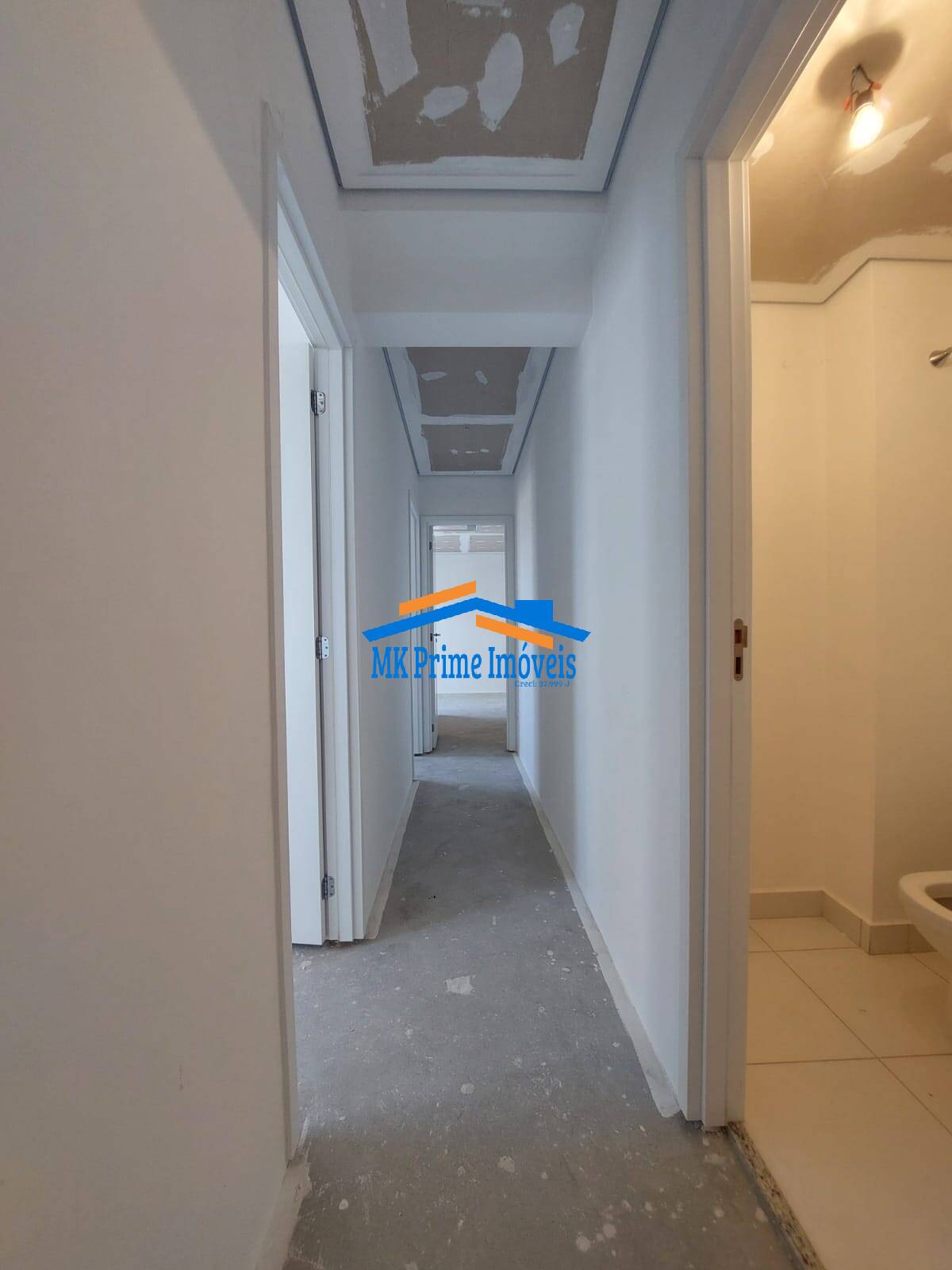 Apartamento à venda com 3 quartos, 83m² - Foto 18