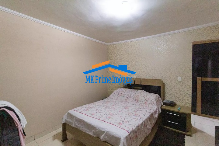 Sobrado à venda com 4 quartos, 180m² - Foto 12