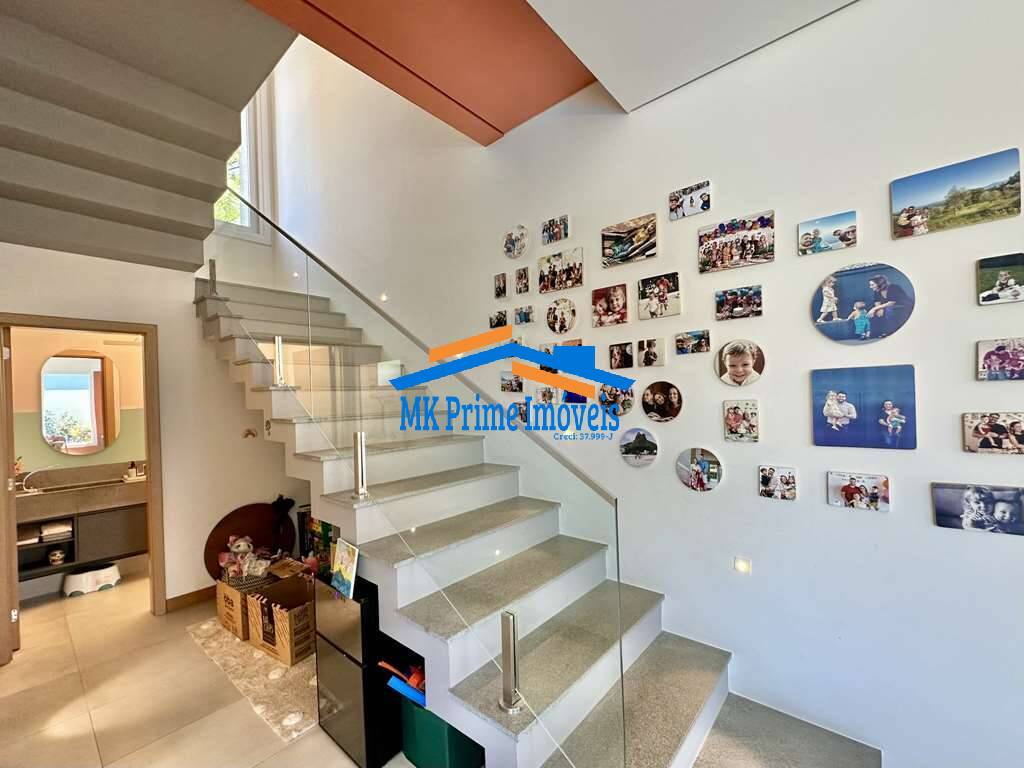 Casa de Condomínio à venda com 4 quartos, 345m² - Foto 32