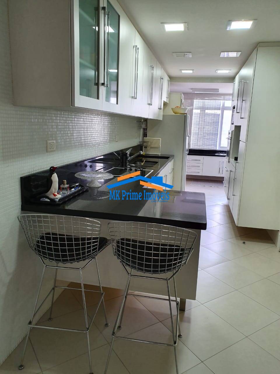 Apartamento à venda e aluguel com 2 quartos, 126m² - Foto 17